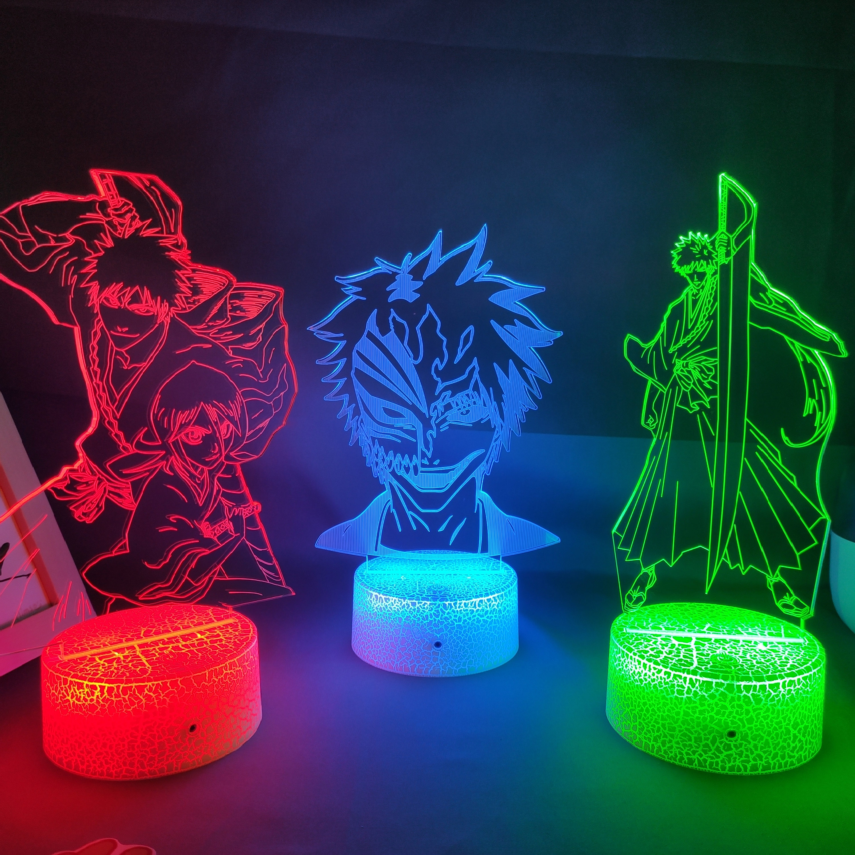 Anime Bleach Figure Ichigo 3D  - مراجعة Lava Lamp Desktop وسعره