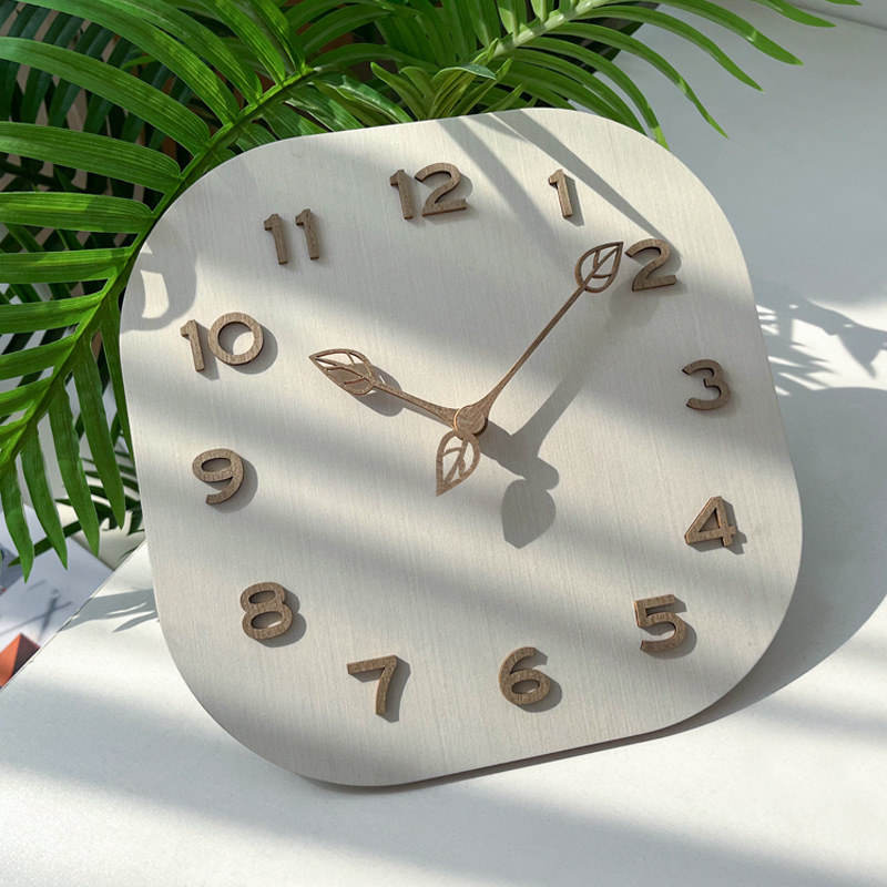 Modern Personality Wall Clock  - مراجعة Lighting Home Decor Wall Clocks وسعره